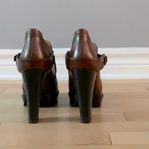 Ralph Lauren brown ankle boots with 5” heels - Picture 4 of 7